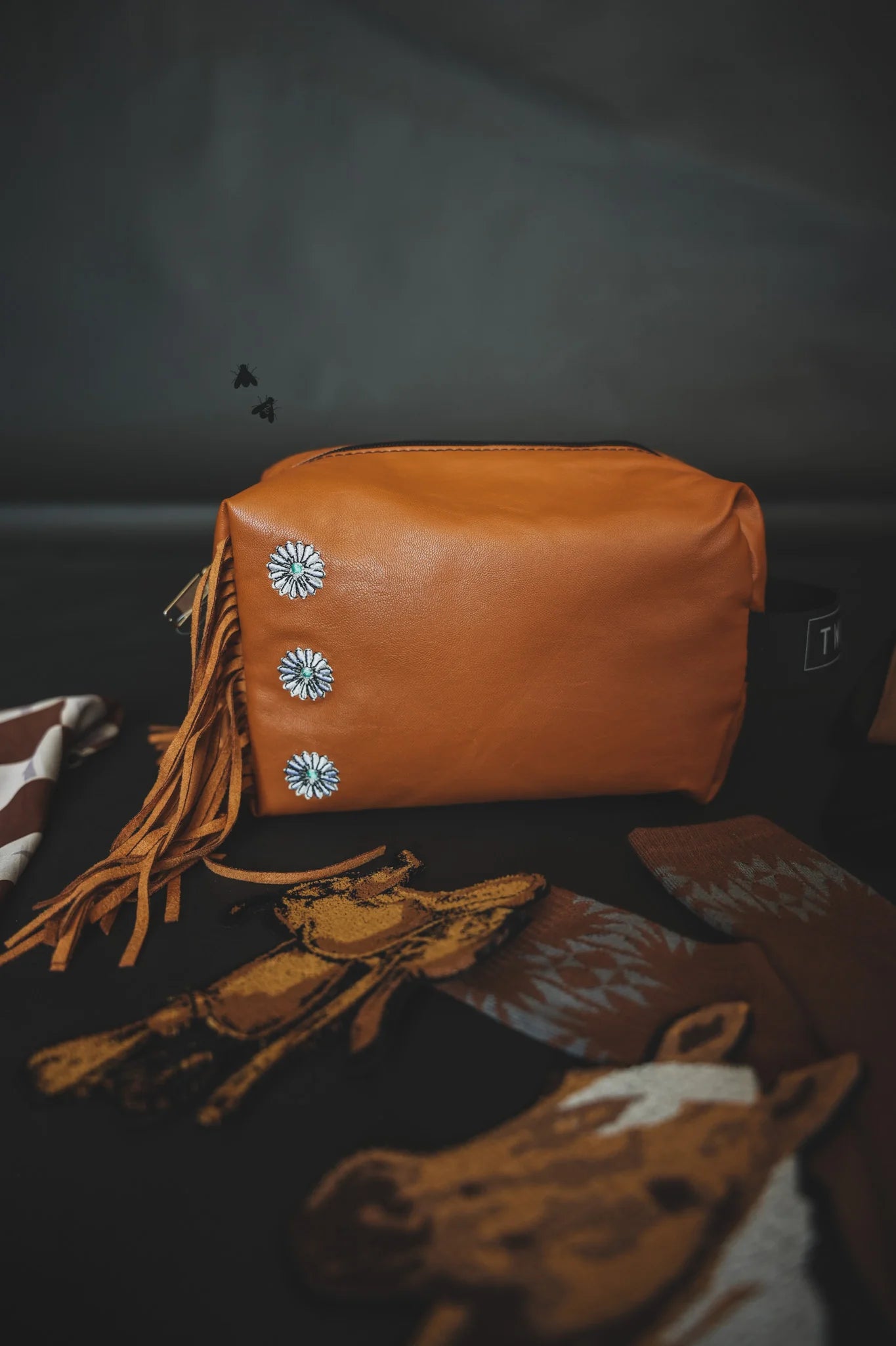 PISTOL PACKIN MAKEUP BAG * SADDLE