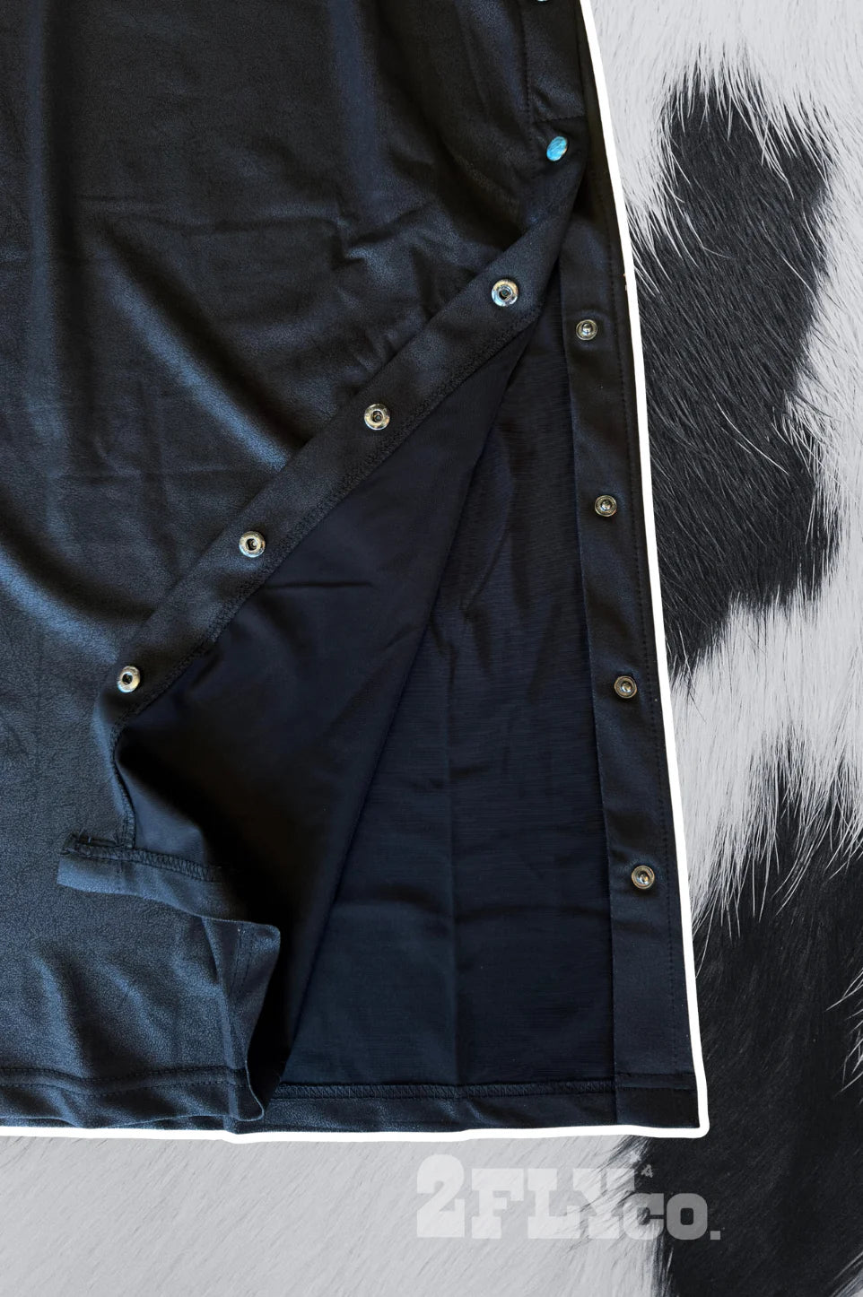 SLIT DECISIONS SKIRT *MIDNIGHT